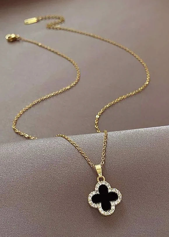 Beautiful necklace for your girlfriend